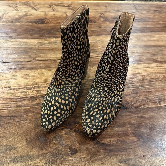 Madewell The Fiona Boot in Spot Mix Calf Hair 6.5 - Picture 5 of 11